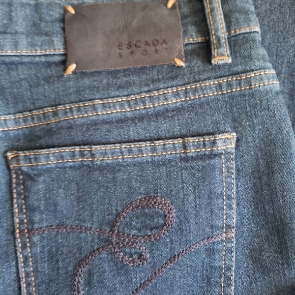 Escada Sports Linda Jeans - Picture 8 of 14